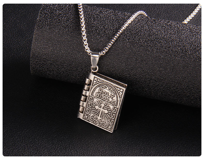 Fashion Cross Stainless Steel Plating Pendant Necklace 1 Piece