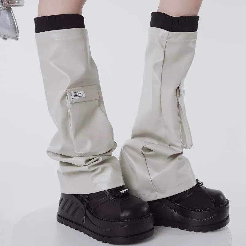 Retro denim gaiters, mid-length, distressed knee design, adjustable strap, one size