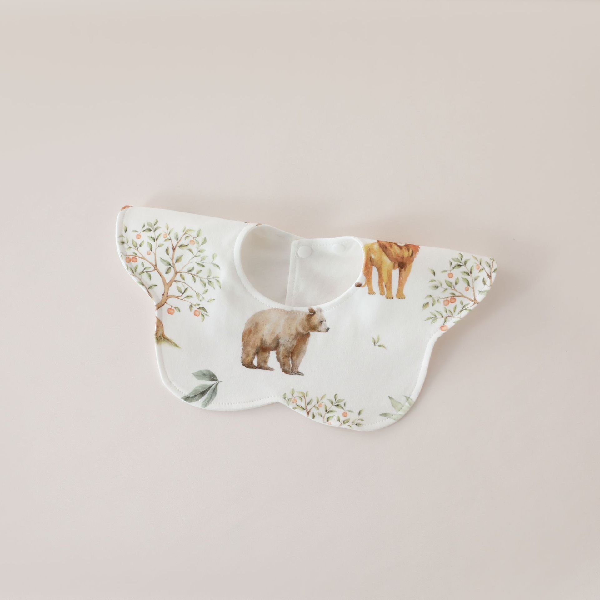 Forest style cute bear petal saliva towel