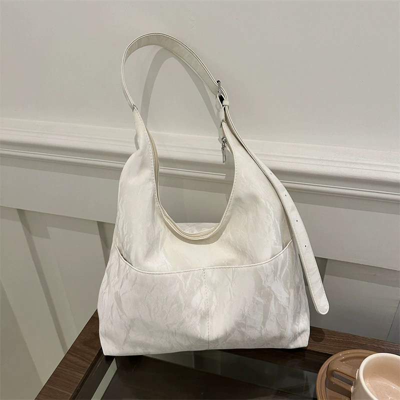 Слабая мягкая лапша большой емкости сумки для женщин 2024 новый летний рабочий день