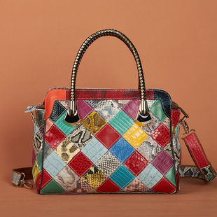 ���S���l��Ƥ��Ůʿ��������ԏ͹��L�ֹ�ײɫ�����߼y��б���