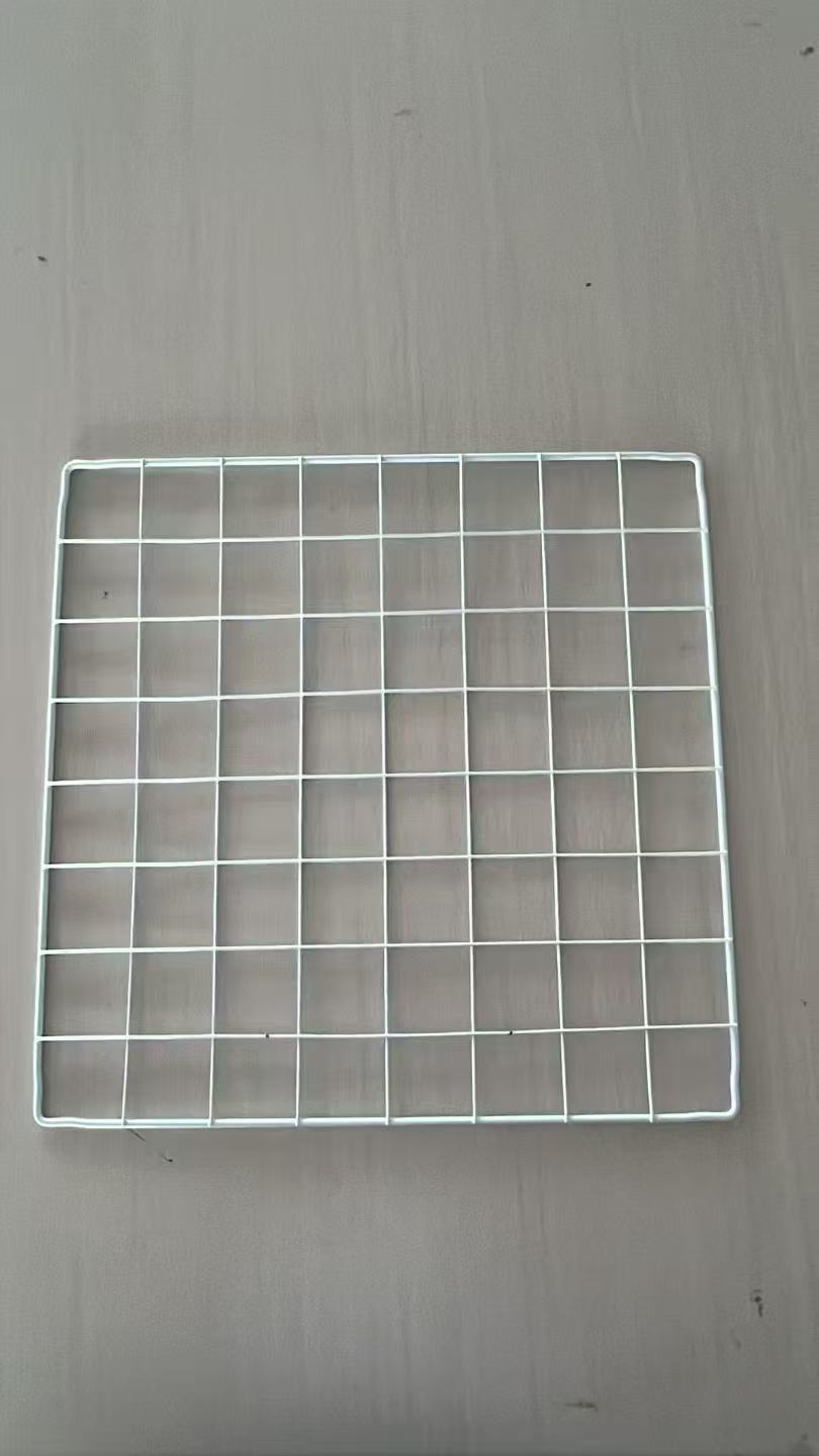 Venta directa de fábrica de estructuras de escalada para niños, accesorios de bricolaje, trampolines, toboganes, cápsulas espaciales, tablas de escalada, bloques de construcción, volantes, etc.