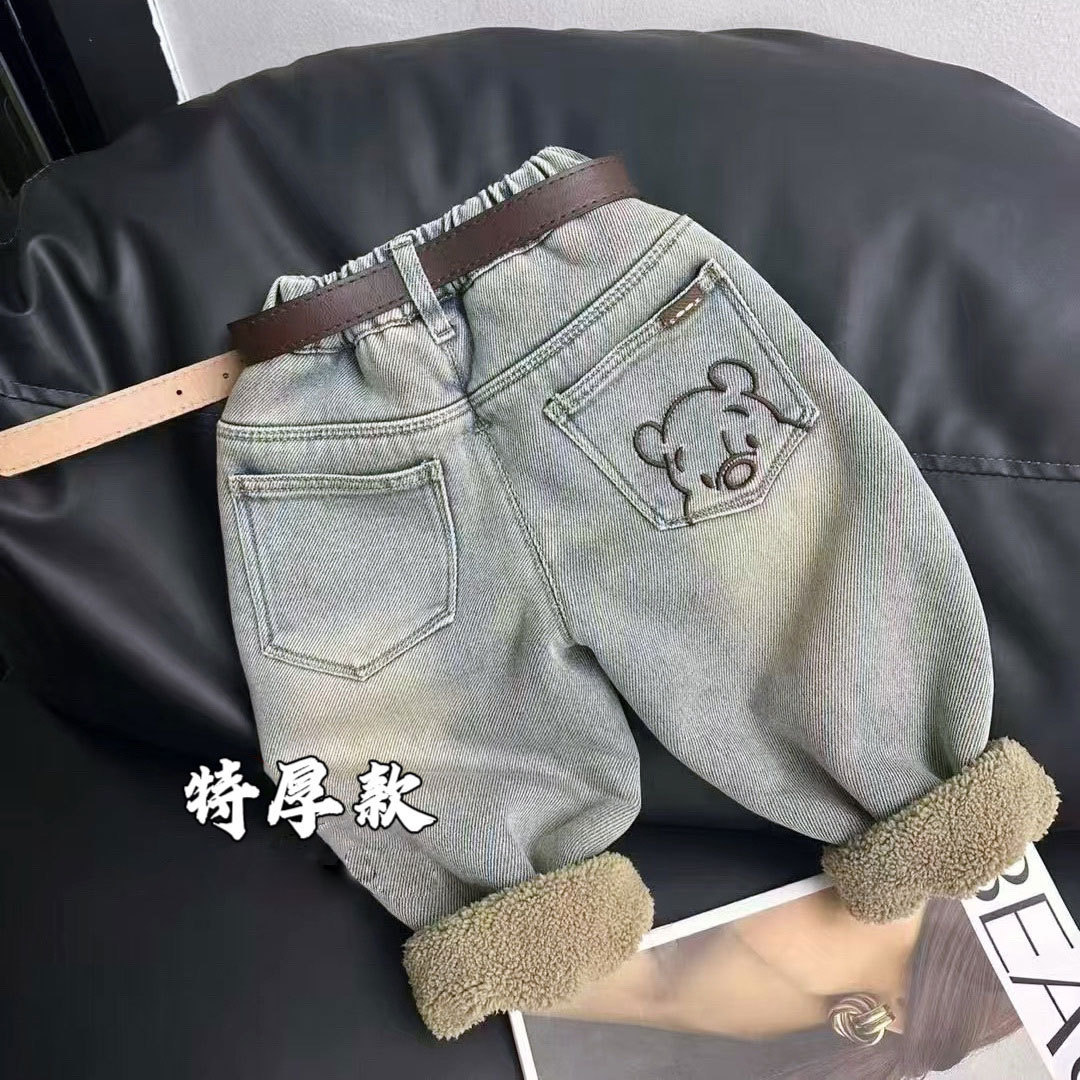 Niños con pantalones de invierno nuevos bebés casuales engrosados en un niño de invierno de cordero de cordero jeans de moda