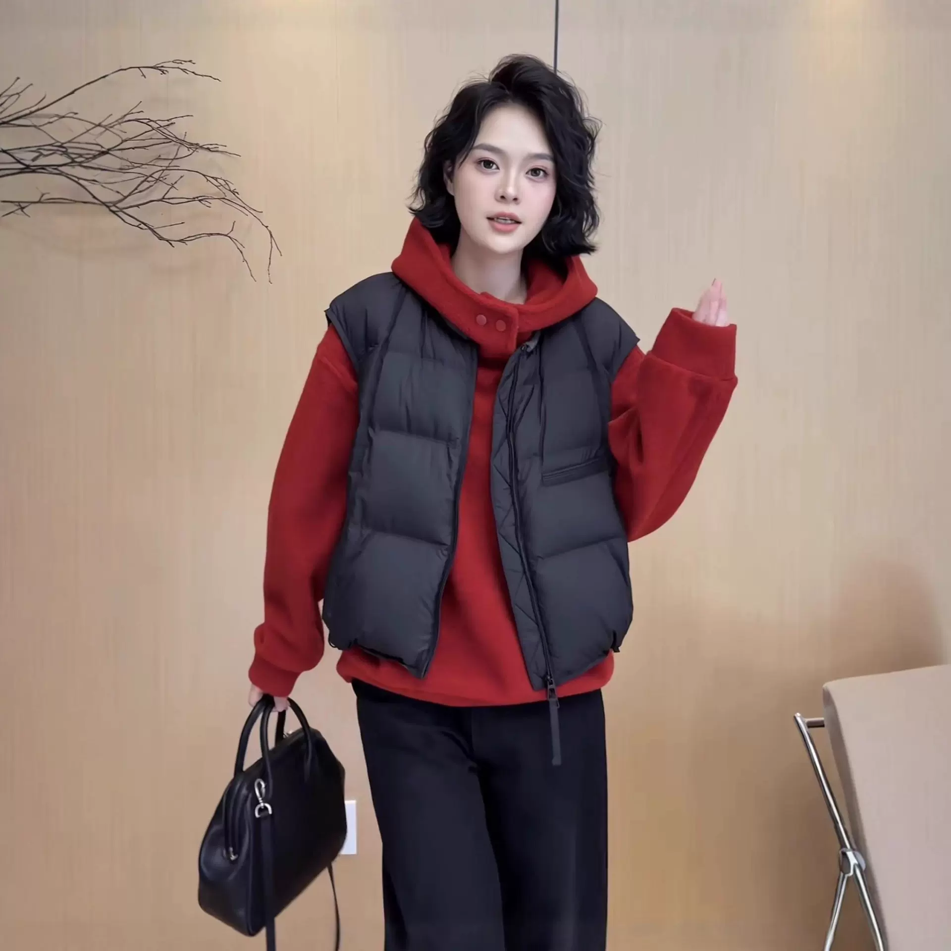 韩系爆款圆领羽绒马甲女装2025冬季时尚超好看白鸭绒无袖短外套