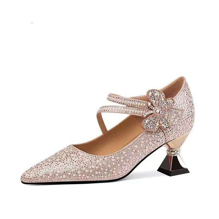 2026 primavera nuevo temperamento mujer zapatos de tacones bajos arco tacones de moda antideslizante zapatos de tacones altos