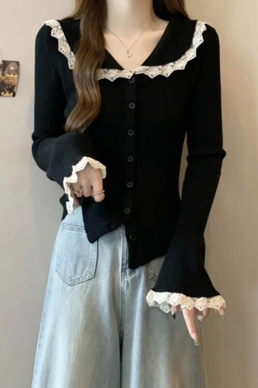 Gentle Style Cream Color 2026 Early Spring New Style German Velvet Warm Lace Cardigan Women's Top Slim Fit Bell Sleeves