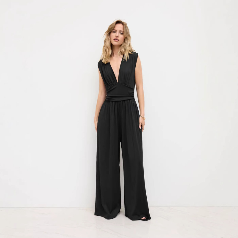 Deep V-Neck Waist-Cinching Wide-Leg Jumpsuit for Women, Sleeveless, Drapey, Slimming, Elegant for Work Deep V-Neck Waist-Cinching Wide-Leg Jumpsuit for Women, Sleeveless, Drapey, Slimming, Elegant for Work