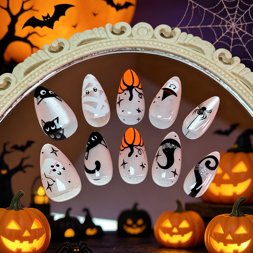 Europa y América Halloween ojo de gato usar uñas 30 piezas atmósfera de vacaciones de uñas dulces y frescas parches de uñas mezclados