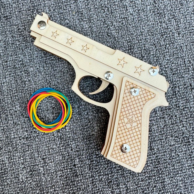 木製輪ゴム銃おもちゃモデルシミュレーション木製銃輪ゴムピストルノスタルジア組み立て可能な部品組み立ておもちゃの銃|undefined
