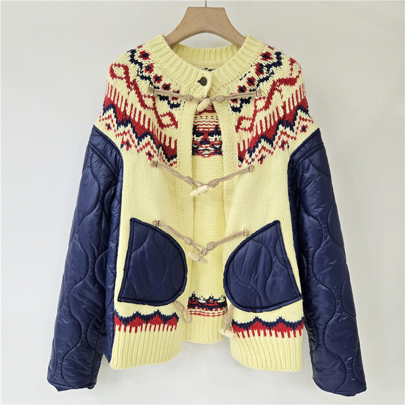 Corea del año 2025 otoño y invierno nuevo estilo perezoso de tejido de costura de color contraste chaqueta de algodón abrigo de diseño sensación de abrigo de moda