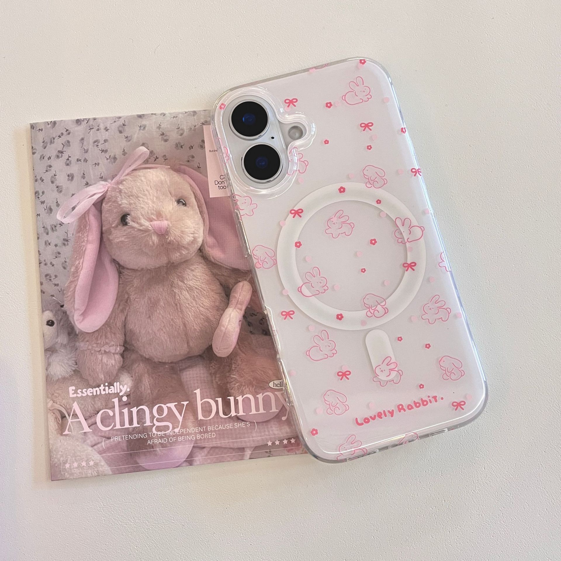 Pequeño lindo conejito de pantalla completa para iPhone16 funda para teléfono móvil 15ProMax magnético 14/13 nuevo 16Pro