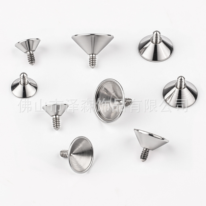 Silver pointed spike labret stud material detail