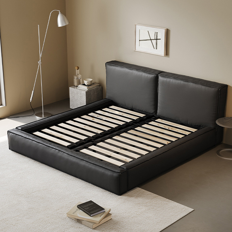 Cama de cuero genuino cama suave negro dormitorio principal de alta gama elegante tofu bloque cama doble 1,8 m italiano minimalista simple cama de boda