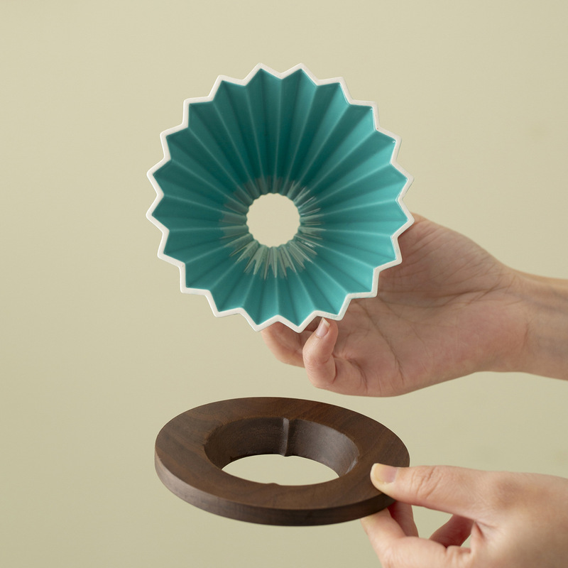 Cross-Border Hand-Brewed Coffee Drip Filter Cup Japan Origami Origami Filter Cup Ceramic V60 Cone-Shaped Cake Coffee Ceramic Cross-Border Hand-Brewed Coffee Drip Filter Cup Japan Origami Origami Filter Cup Ceramic V60 Cone-Shaped Cake Coffee Ceramic