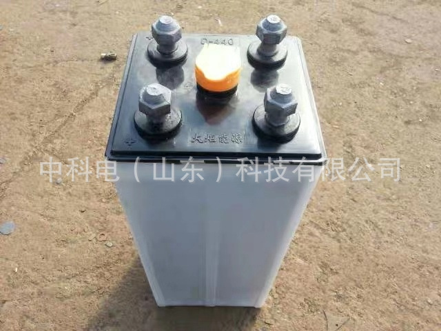 代发火炬蓄电池D-250/D-330/D-380/D-440适用于牵引车叉车搬运车