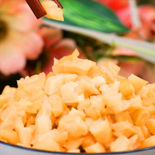 Liuzhou Shuanghe Wind-dried Radish with Cloves, Crispy Radish Snack, Snail Noodles, Culinary Side Dish, Flavorful Staple Food, Salty Vegetable Strips