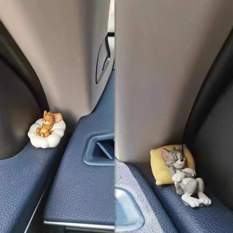 고양이와 마우스 톰 제리 자동차 장식품 자동차 장식 귀여운 책상 인형 자동차 액세서리 ZB3