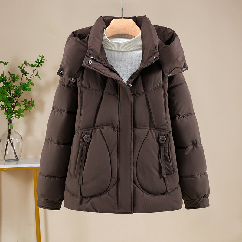 Área de algodón corta para mujeres en 2025 nuevo tipo desmontable ocio universal suelto y delgado invierno grueso chaqueta de pan