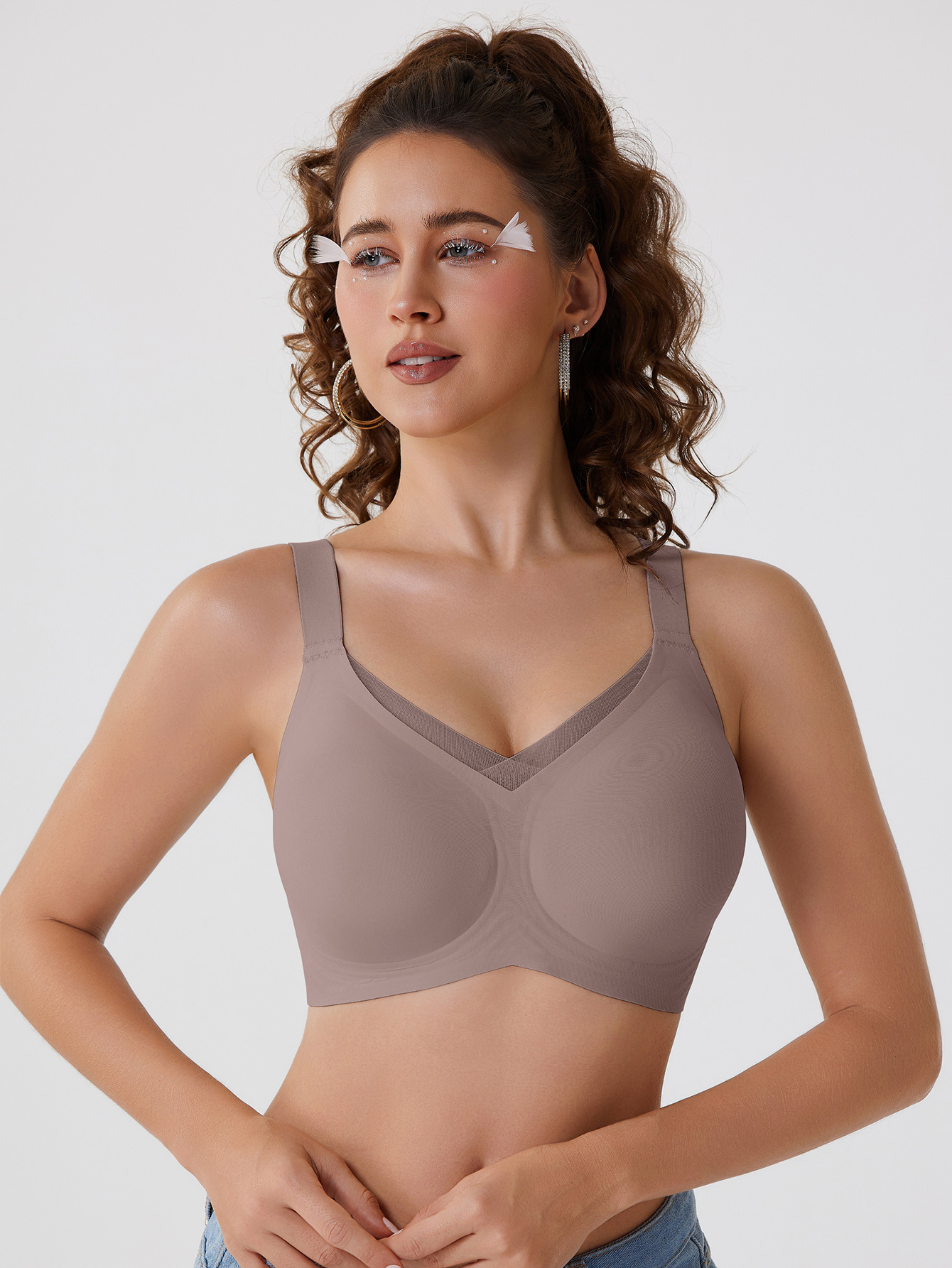 Europa y los Estados Unidos transfronterizos ropa interior de malla cruzada de mujeres sin rastro de pechos de jalea de tamaño grande bra de rayas de Amazon sostén diario