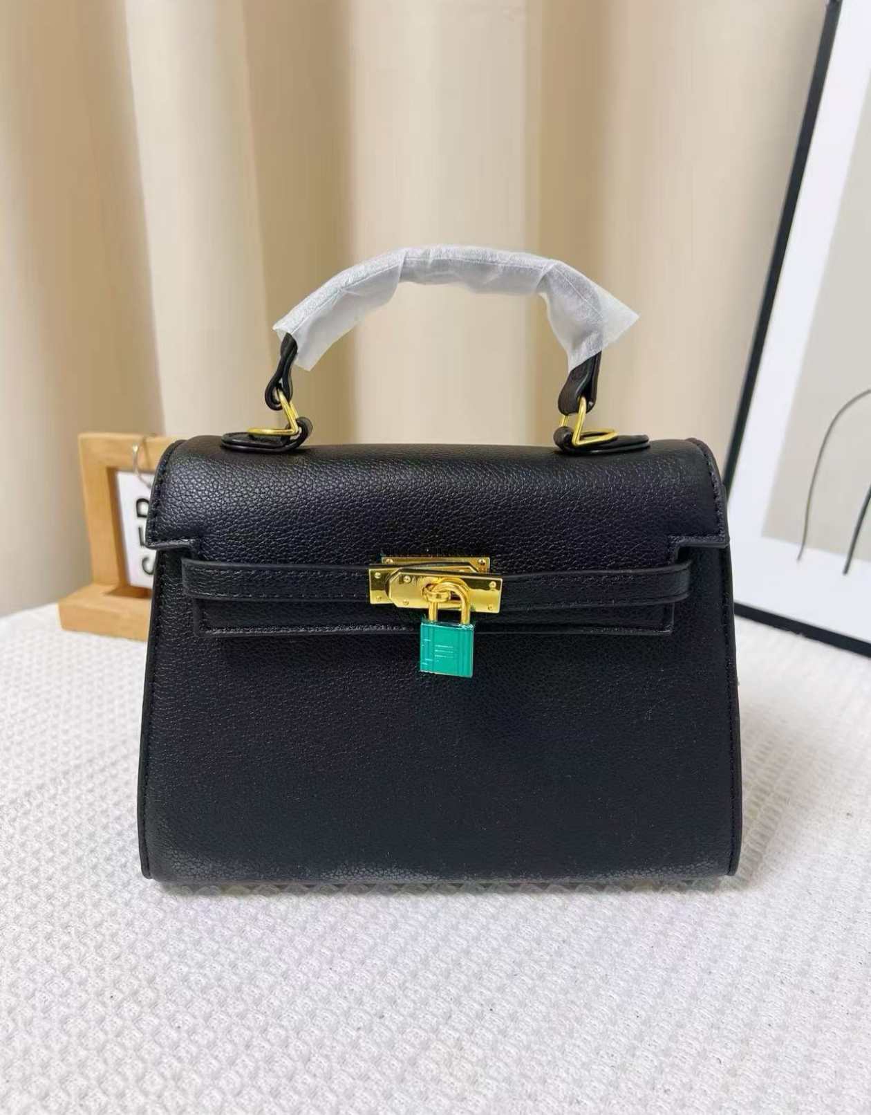 hmqViviiyNSAyin+WuaXt84Wh+UFAGfV1CAV