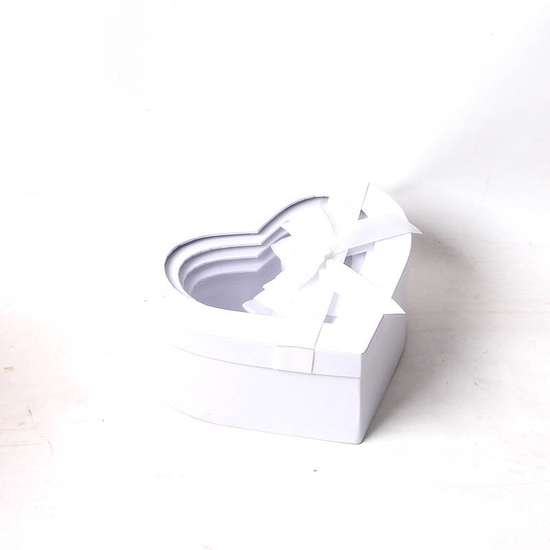 Caja de regalo de ventana de arco en forma de corazón de cuatro piezas caja de flores de jabón de PVC transparente embalaje de flores caja de cubo de amor abrazo