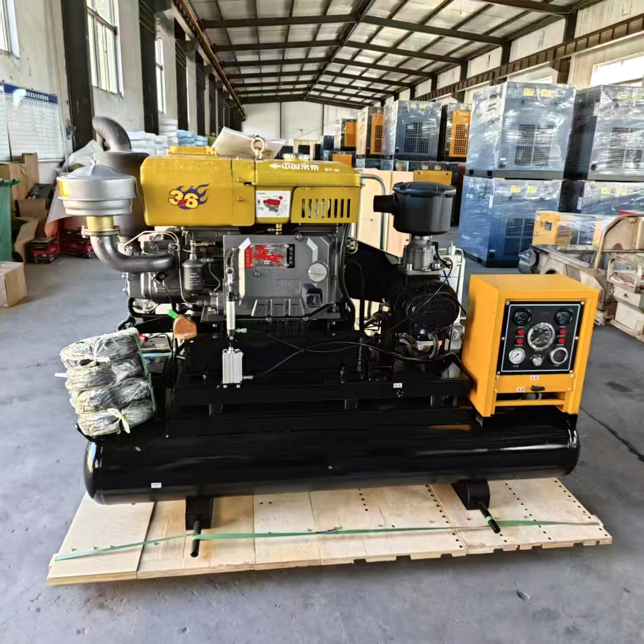 Electric Mobile Screw Air Compressor, Diesel Compressor, Screw Diesel Compressor, Sandblasting Screw Compressor