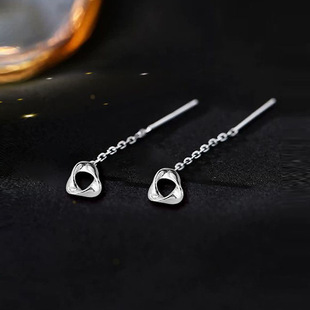 ����Ī�Ȟ�˹�h����Ů��y���С�����s����ʽ�߼��ж��ֱ���羳