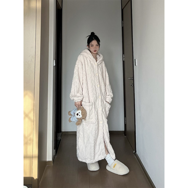 Coreano de alta calidad Jacquard con capuchón de coral pijama de lana para mujeres con invierno nuevo tipo de pijama de peluche pijama casero