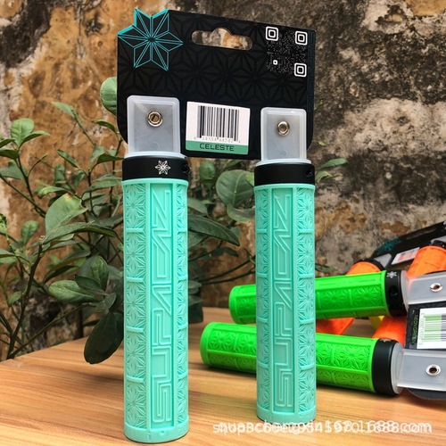 Cross-border wholesale USA Supacaz chrysanthemum handlebar covers mountain bike silicone handlebar cover off-road single locking shock-absorbing anti-slip