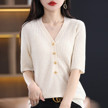 25夏季新款V领星星扣套头宽松短袖精纺羊毛女款T恤打底针织衫