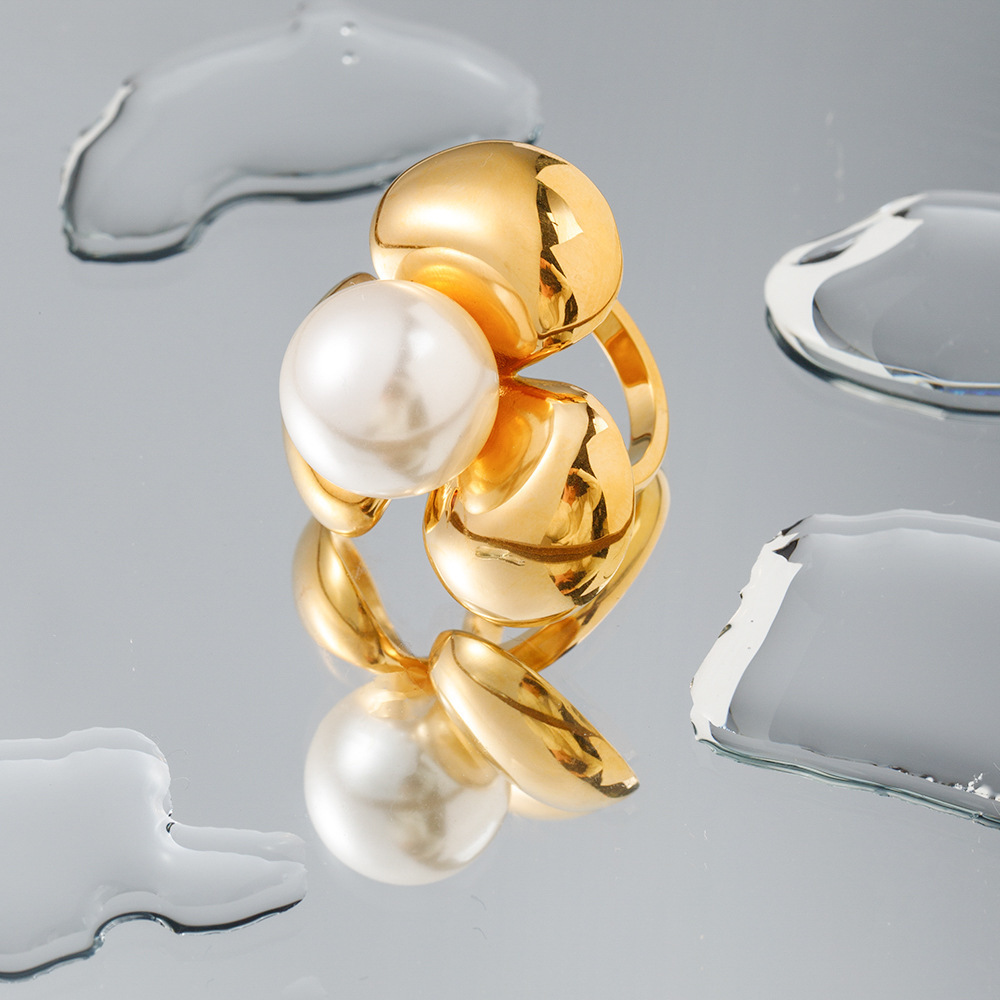 跨境欧美风ins潮流18k金不锈钢三瓣花镶嵌戒指 女士戒指批发