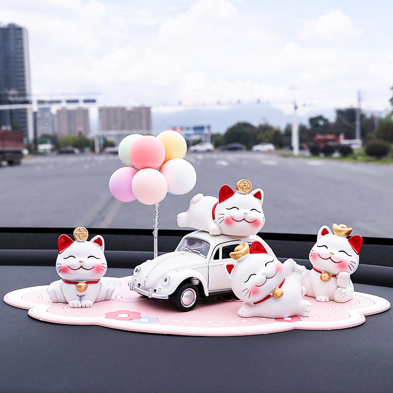 Creative lucky cat car ornaments instrument panel decorations car doll cartoon cute car doll female male
