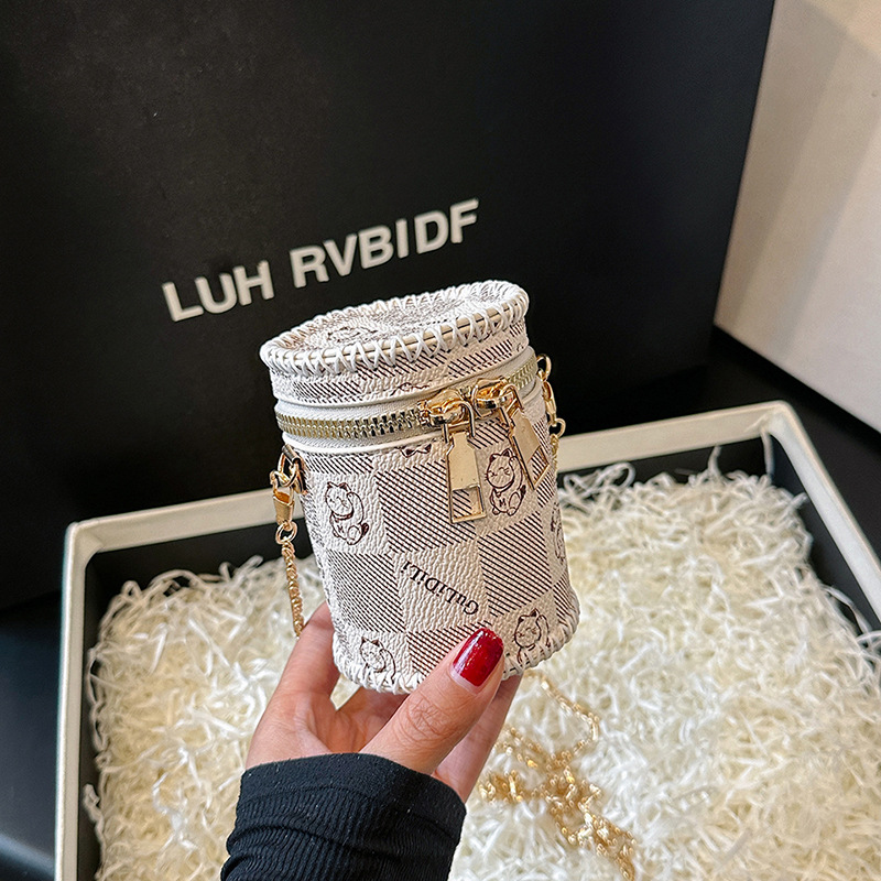 섹션 II 화이트 소재 가방