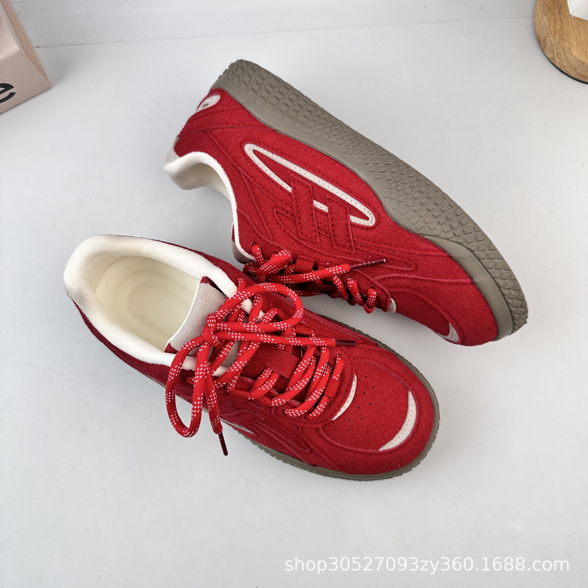 Yuanbo zapatos de skate cómodos ligeros para mujeres 2025 otoño nuevos zapatos deportivos casuales de estilo coreano zapatos de lona para mujeres