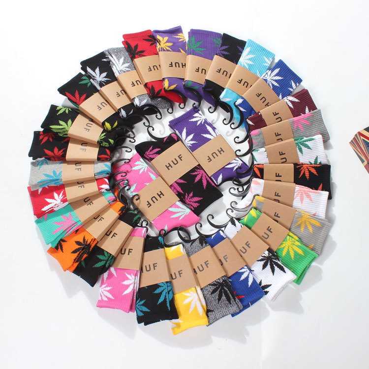 Color Maple Leaf Socks New Fashion Brand Hip-hop Skateboard Hip-hop Men and Women Medium and Long Tube Sports Combed Cotton Maple Leaf Socks Color Maple Leaf Socks New Fashion Brand Hip-hop Skateboard Hip-hop Men and Women Medium and Long Tube Sports Combed Cotton Maple Leaf Socks