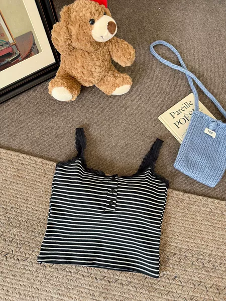 Stripe black
