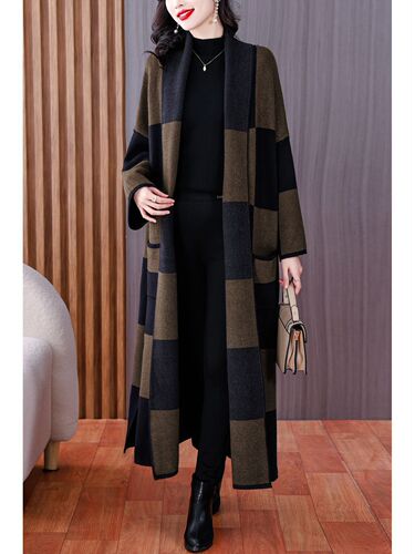 Retro large-size temperament long coat to show slimming and loose knee-high windbreaker