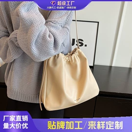 女士斜挎包;女士单肩包;女士双肩包