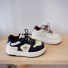 2025年冬季新款童鞋男童轻便舒适运动休闲鞋韩版真皮加厚女童板鞋