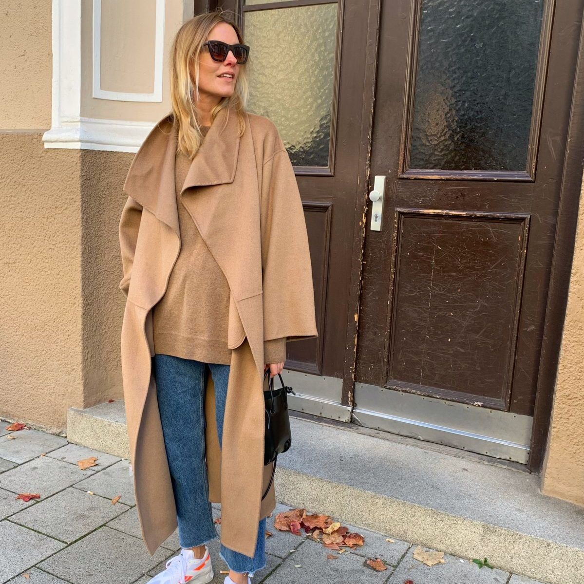 Abbigliamento da donna, cappotto da donna in lana alla moda, giacca da pendolare di media lunghezza_voghion.com