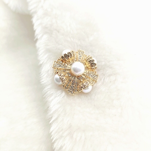 Colorful pearl brooch distressed cross gem double-layer pin women's elegant texture corsage antique Chinese style accessories