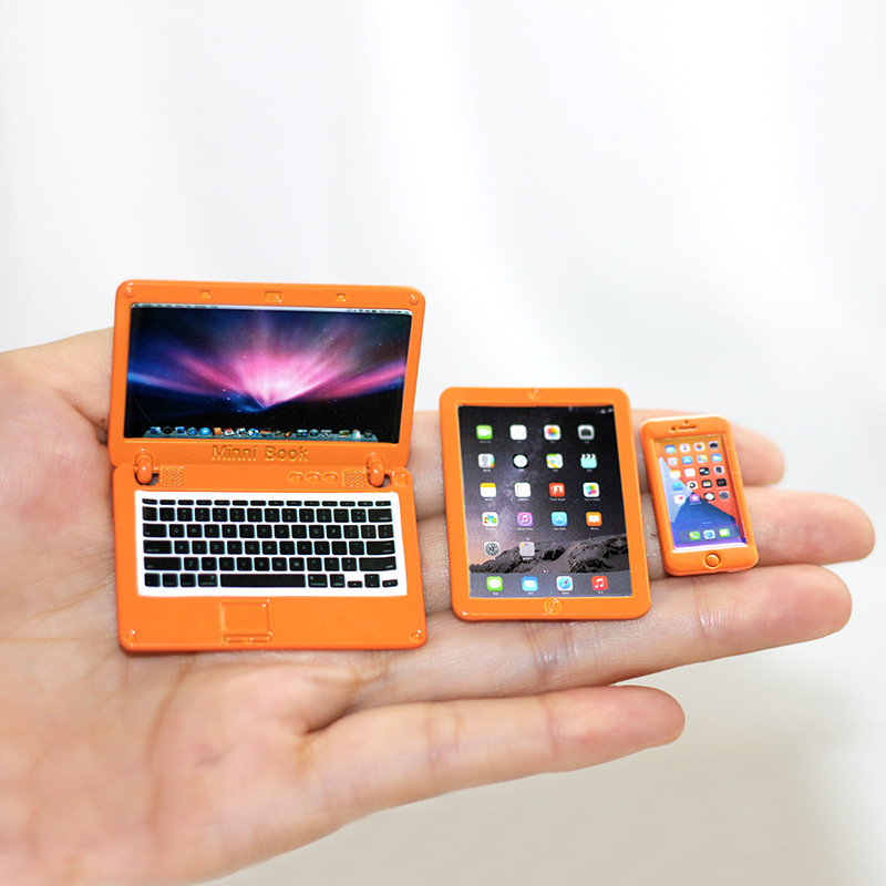Accesorios de casa de muñecas miniatura portátil plegable simulación mini computadora tableta teléfono modelo de tres piezas N122