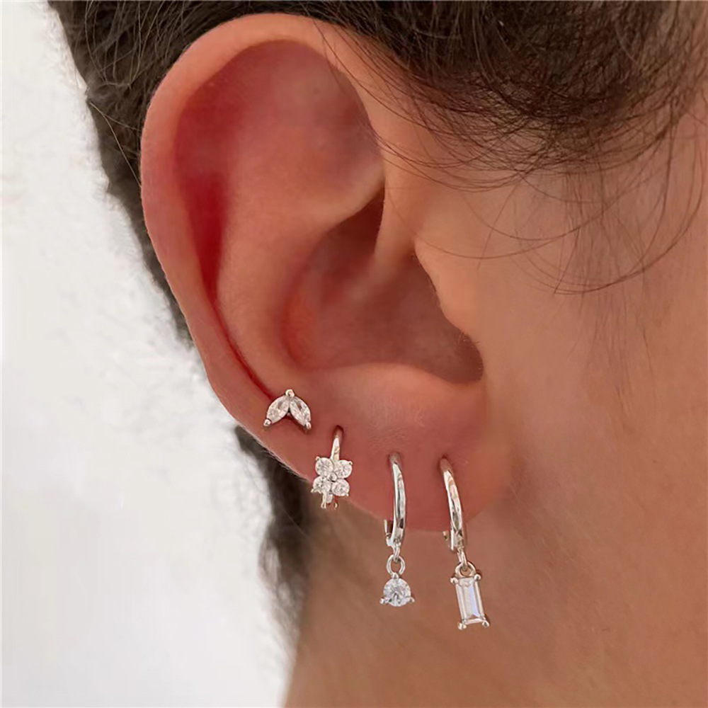 Zircon Inlay Material 1 Pair Ig Style Shiny Flower Plating Inlay Copper Zircon 18k Gold Plated Earrings