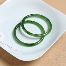 处理碧玉和田玉乌兰海苹果绿叮当镯猕猴桃细条手镯玉石手饰