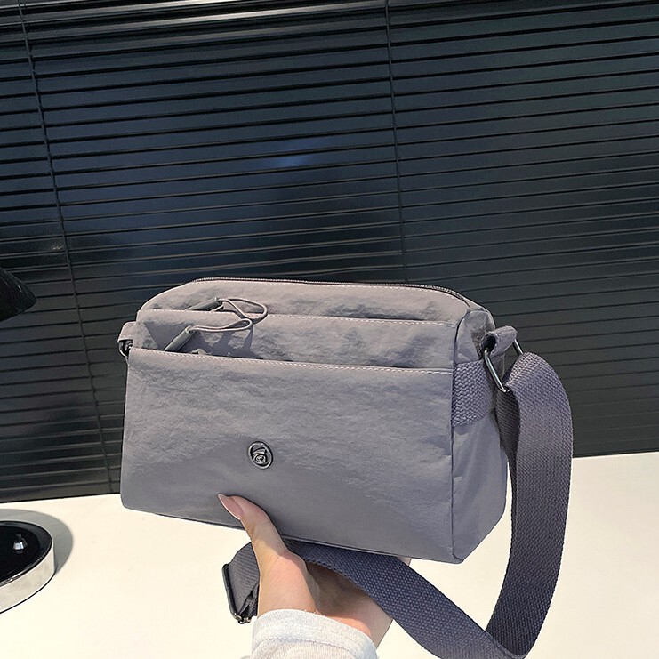 Bag Women's High-end High-capacity Shoulder Crossbody Women's Bag New Japanese and Korean-style All-match Lightweight Nylon Small Square Bag