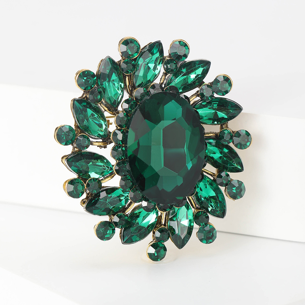 30g Weight Glass Inlay Material Brooches Classification Holiday Occasion Alloy Material Flower Pattern Women's Gender Inlay Design Simple Style Style Simple Style Pin Flower Alloy Inlay Glass Women's Brooches 14