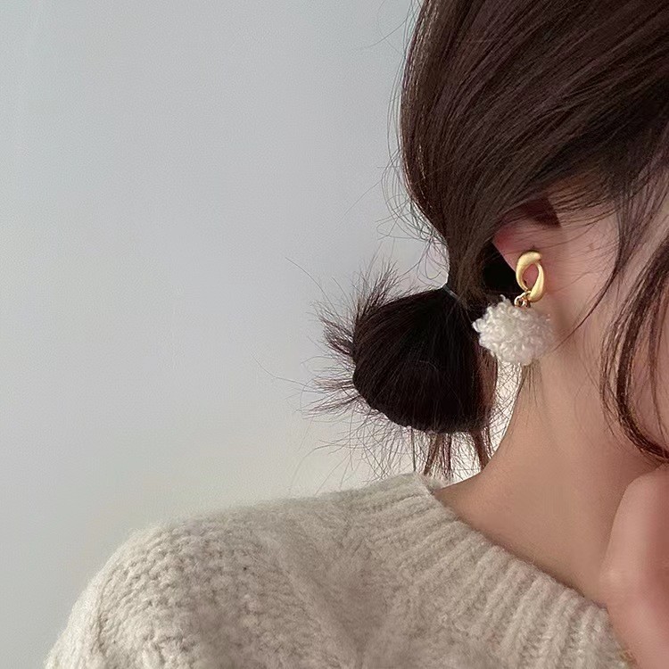 Korean fashion lamb wool plush ball earrings new niche geometric all match silver needle earrings trend_voghion.com