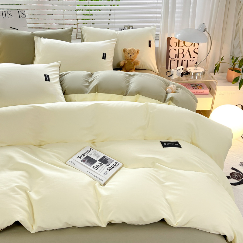 Algodón simple de cuatro piezas de color sólido cubierta de edredón de algodón dormitorio de estudiantes de tres piezas de cama de algodón de lana larga cuatro piezas de algodón