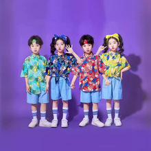 һͯݳӸ۷Ůѧ˶װ׶԰ϳݷ