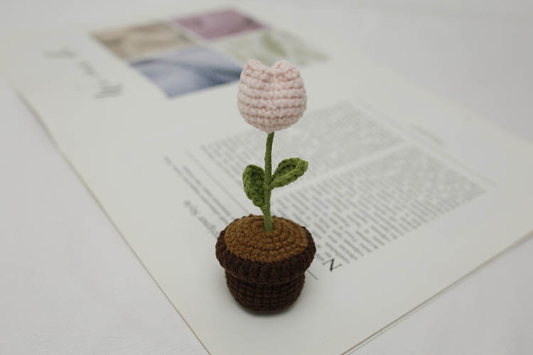 1 Piece Quantity Daily Occasion Cartoon Style Flower Cotton Thread Imitation Plants Crochet Flowers Artificial Flowers